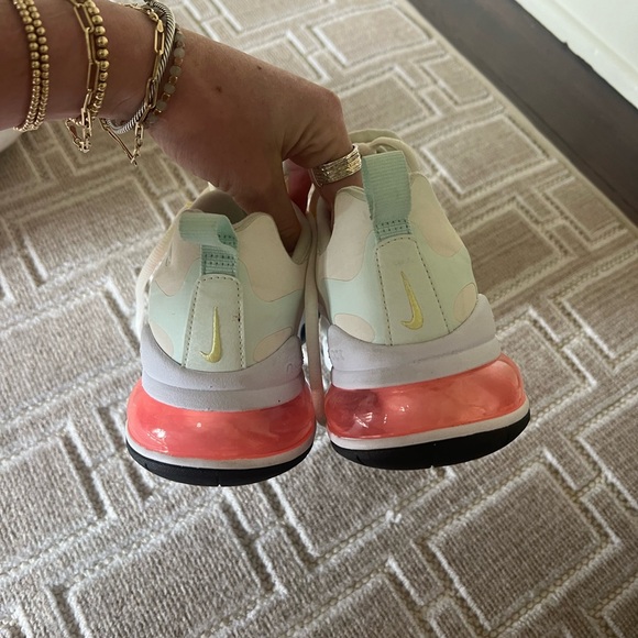 Nike women’s air max 270 react “pale ivory/summit white” - Picture 4 of 8